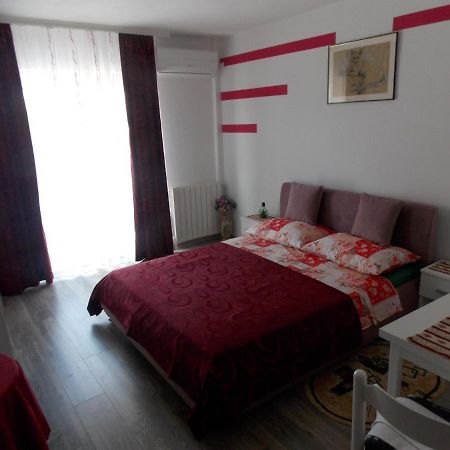 Hanifa Apartmani Rovinj Ngoại thất bức ảnh