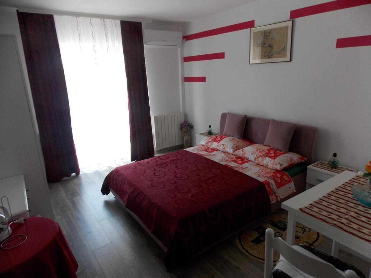 Hanifa Apartmani Rovinj Ngoại thất bức ảnh