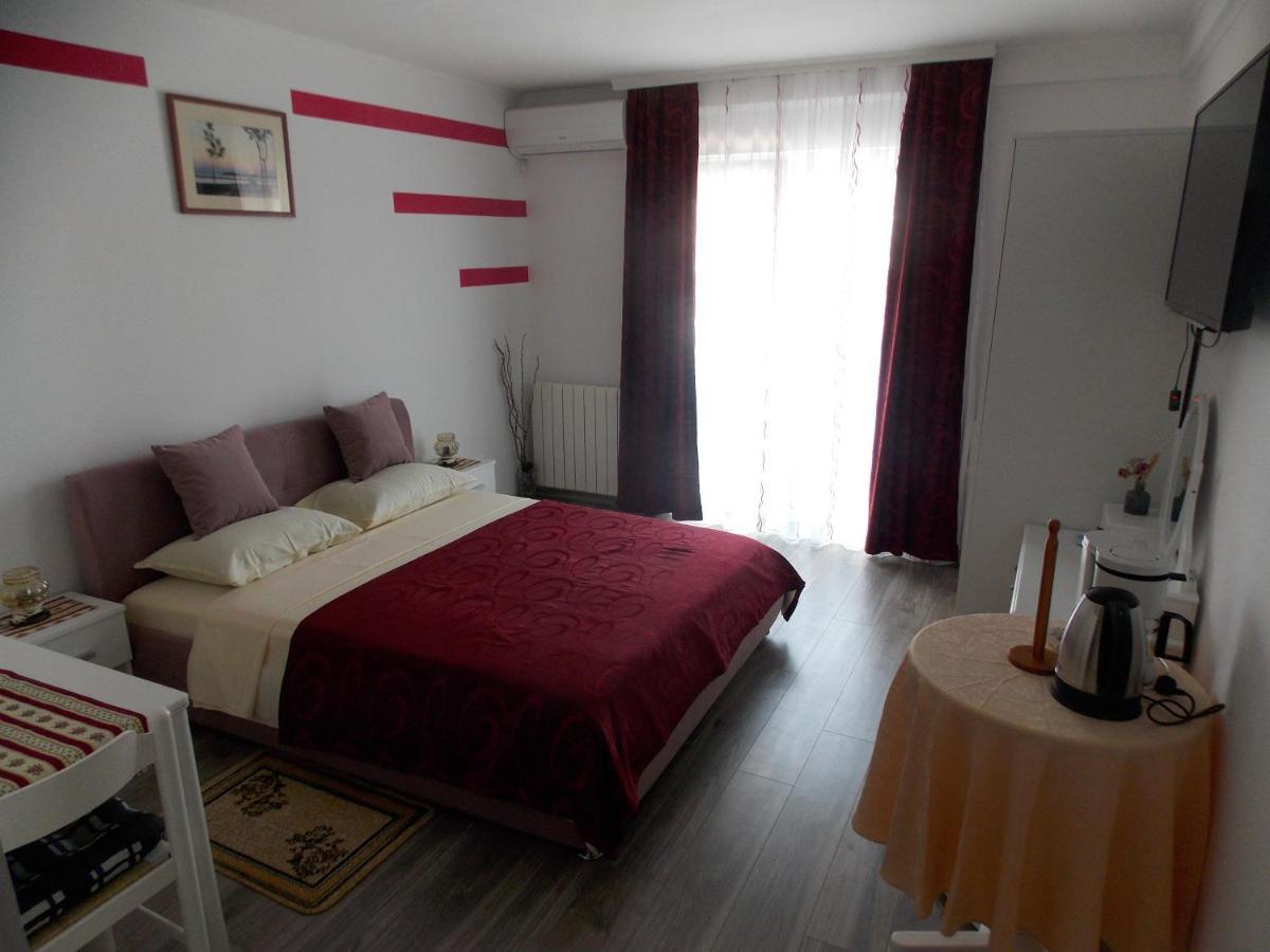 Hanifa Apartmani Rovinj Ngoại thất bức ảnh